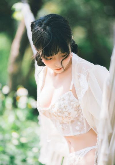 国产高清人妻互换AV片_720在线播放